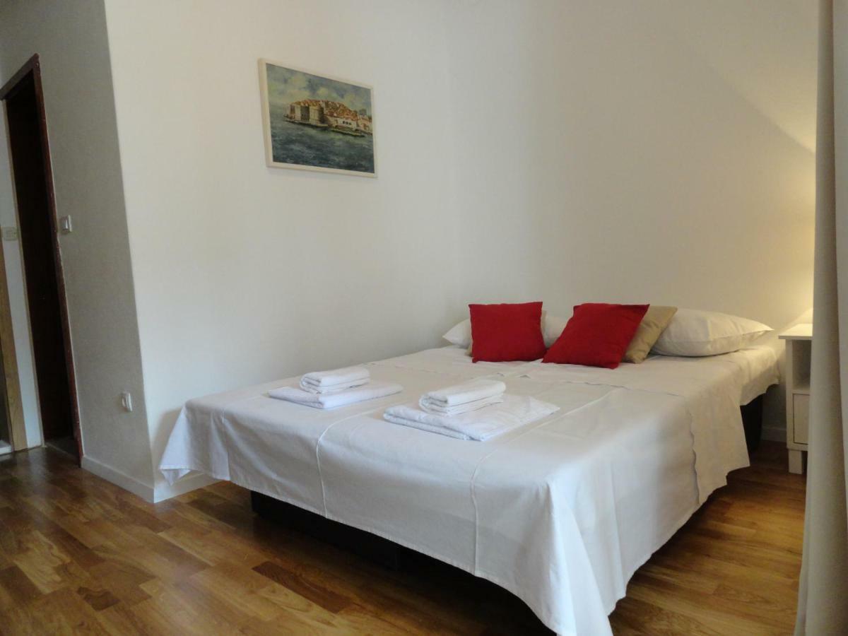 Apartments Anica 2 Makarska Esterno foto