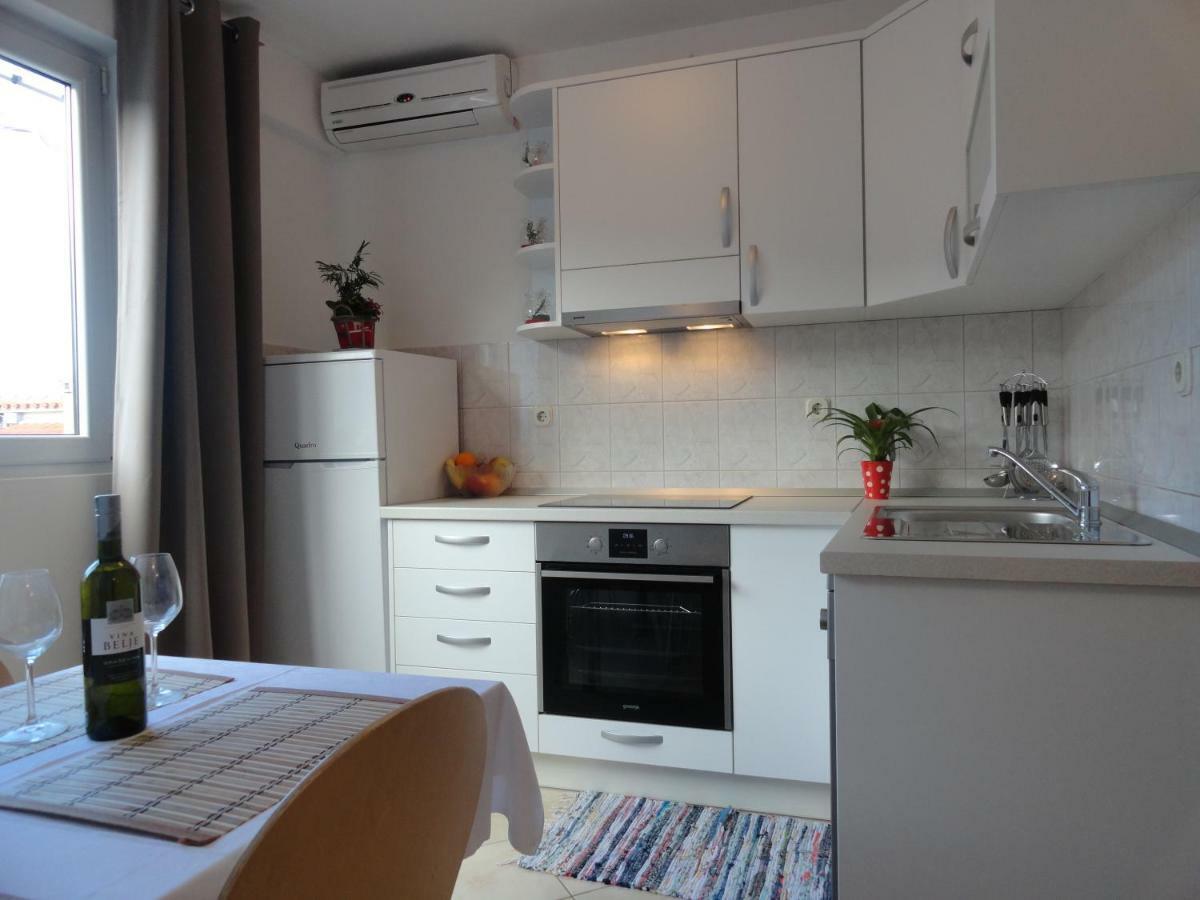 Apartments Anica 2 Makarska Esterno foto