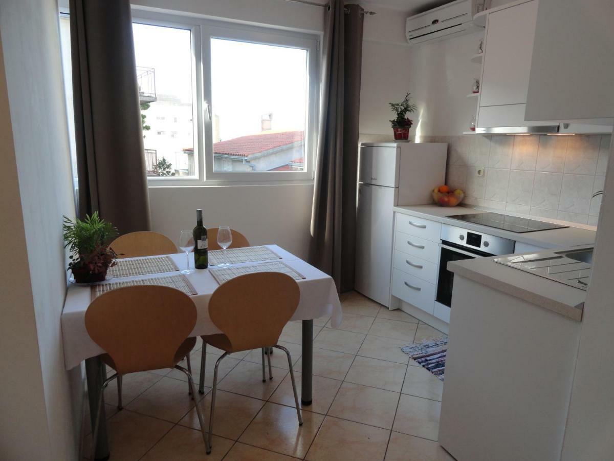 Apartments Anica 2 Makarska Esterno foto