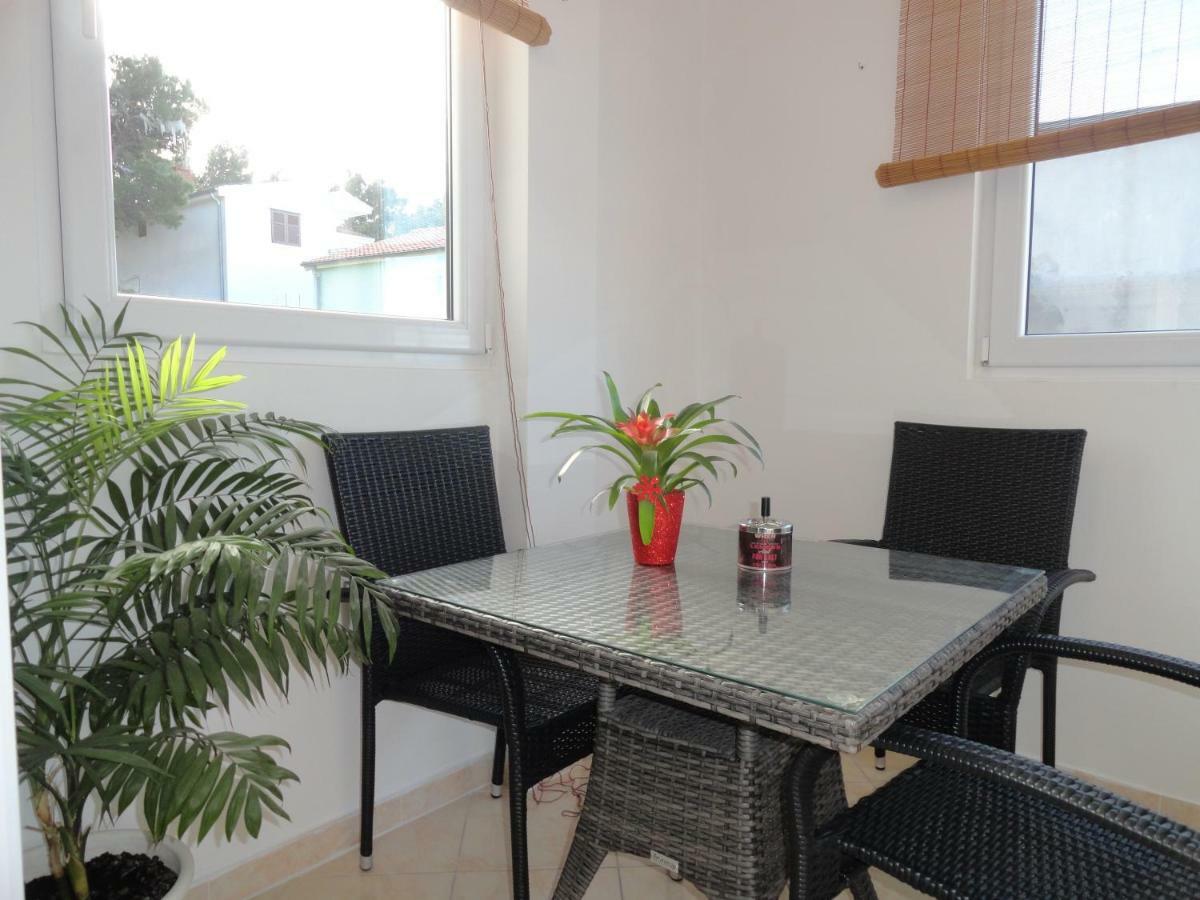 Apartments Anica 2 Makarska Esterno foto